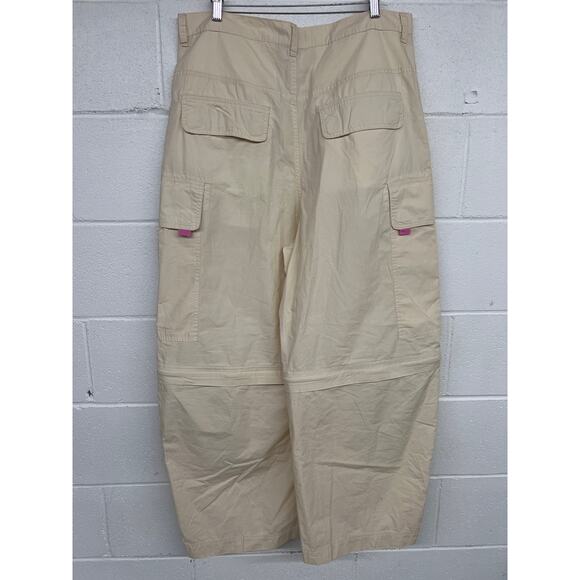 Urban Outfitters Sz L Cream Stone Rave
Cargo Pants Convertible high rise - Picture 5 of 6
